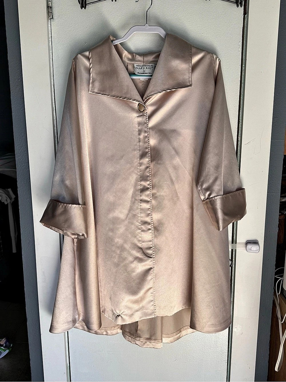 1994 Vintage Mary Kay button front swing coat